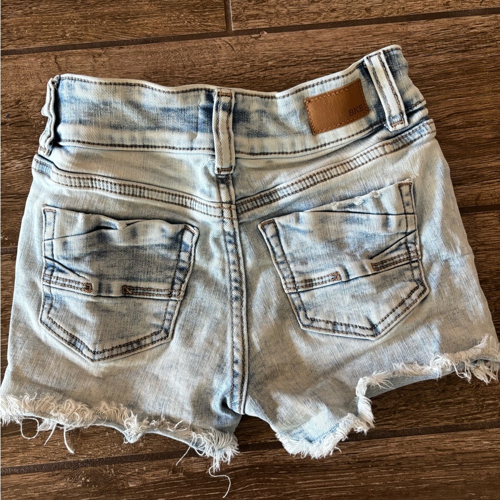 BKE Light Blue Frayed YOUTH Jean Shorts - Picture 2 of 7
